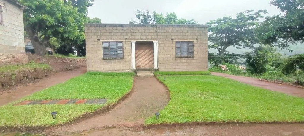 1 Bedroom House for sale in Ensimbini