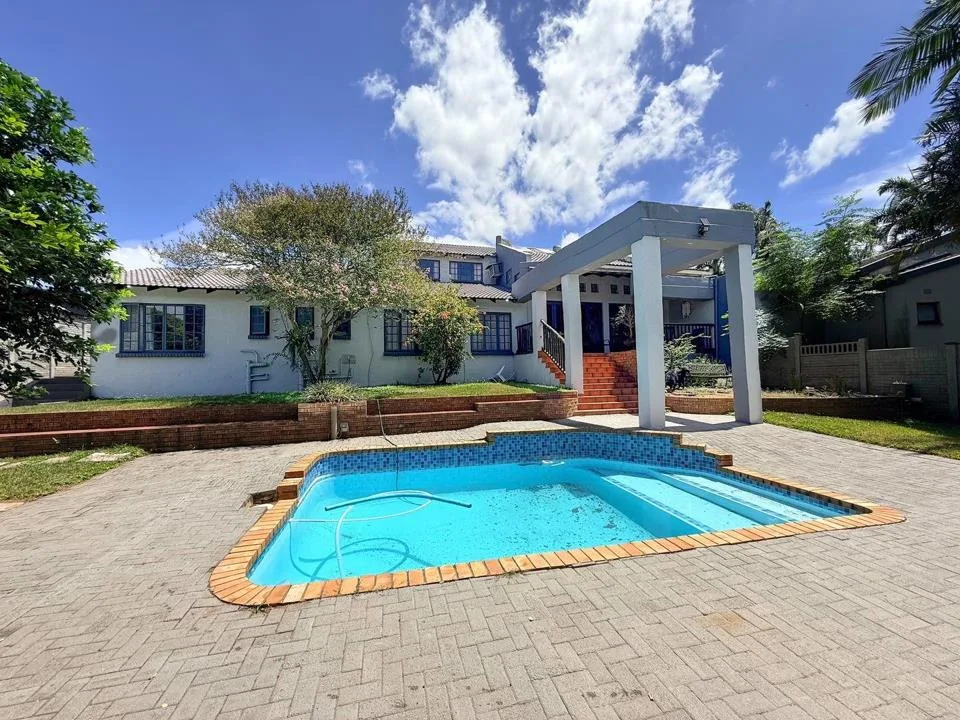 3 Bedroom House for sale in Veld En Vlei