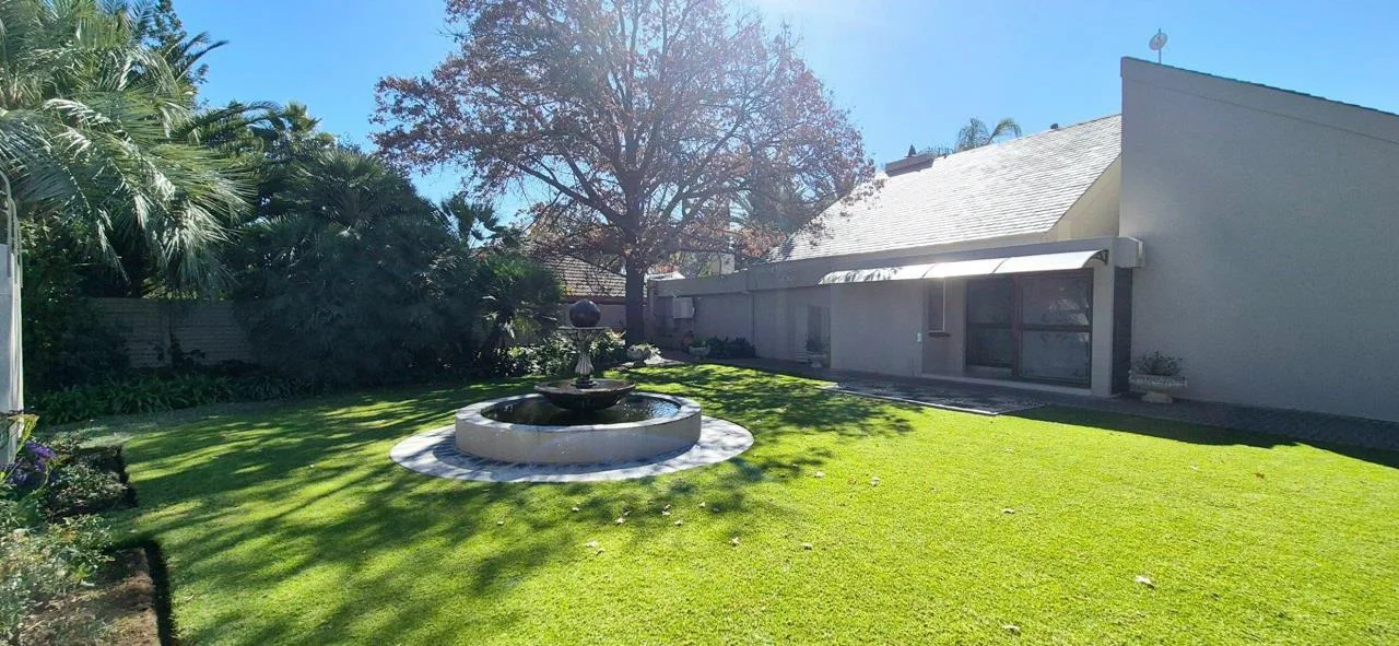 5 Bedroom House for sale in St Helena