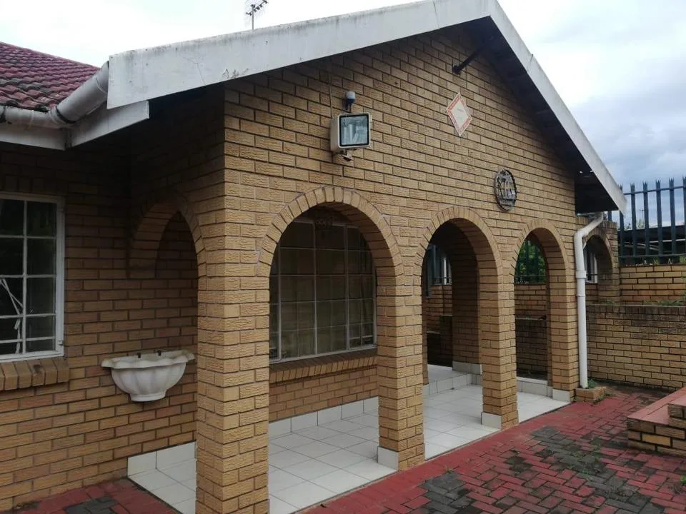 3 Bedroom House for sale in Bombay Heights