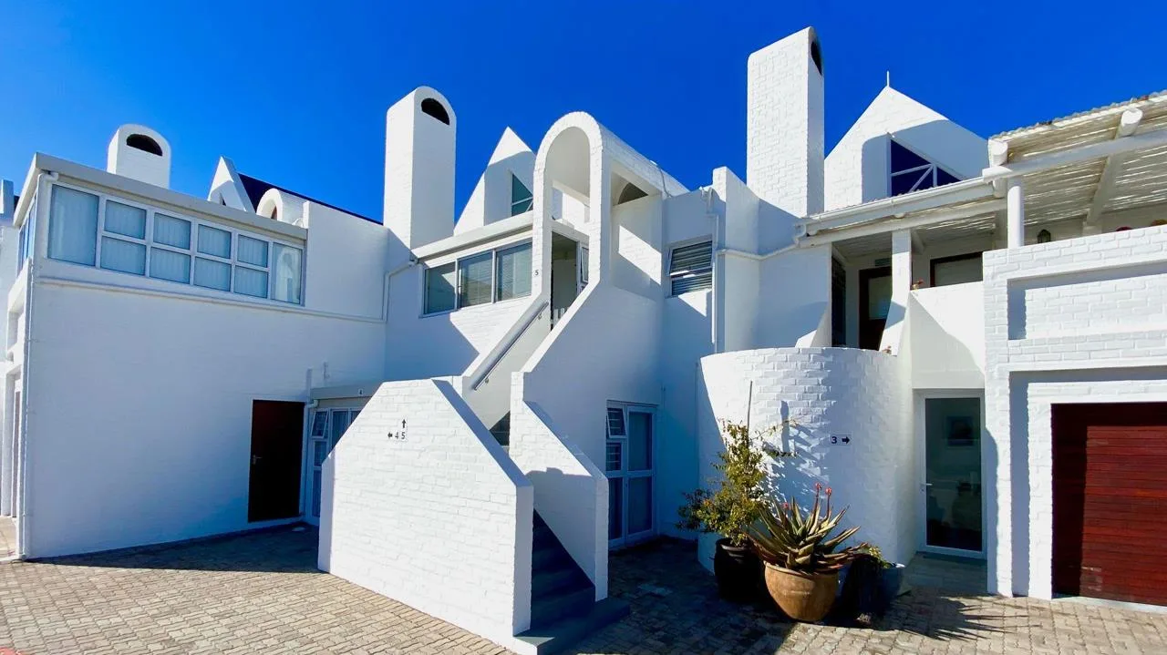 2 Bedroom Apartment / flat for sale in Dwarskersbos