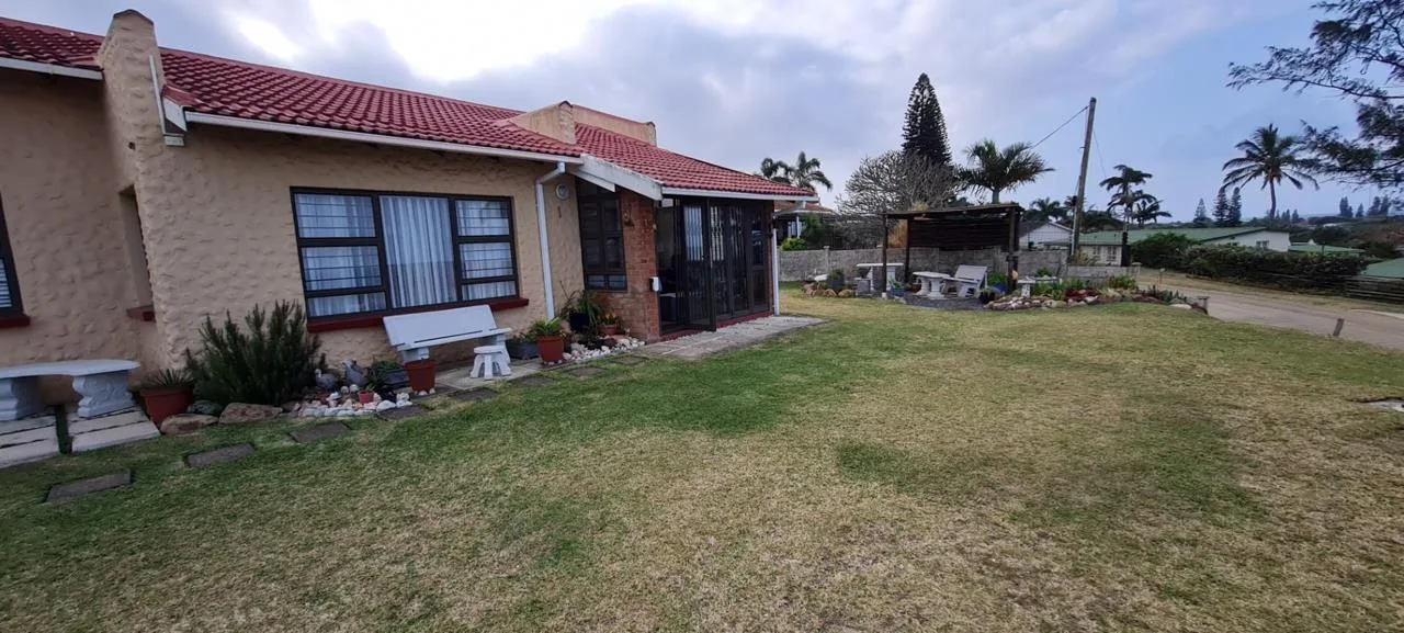 3 Bedroom Townhouse for sale in Port Edward