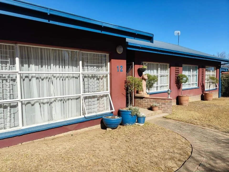 5 Bedroom House for sale in Panorama
