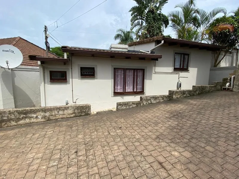 1 Bedroom House to rent in Durban North