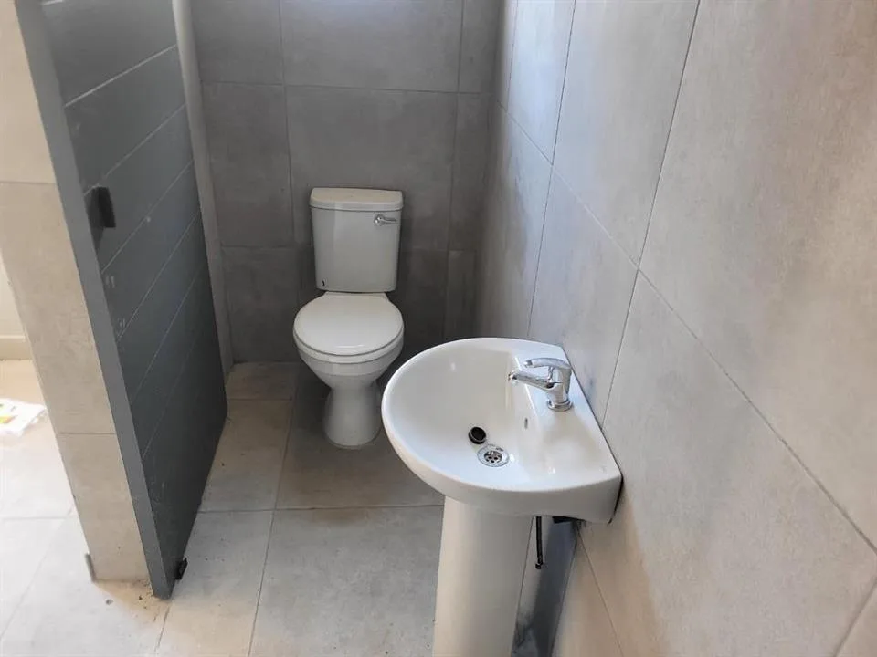 1 Bedroom Apartment / flat to rent in Paradise