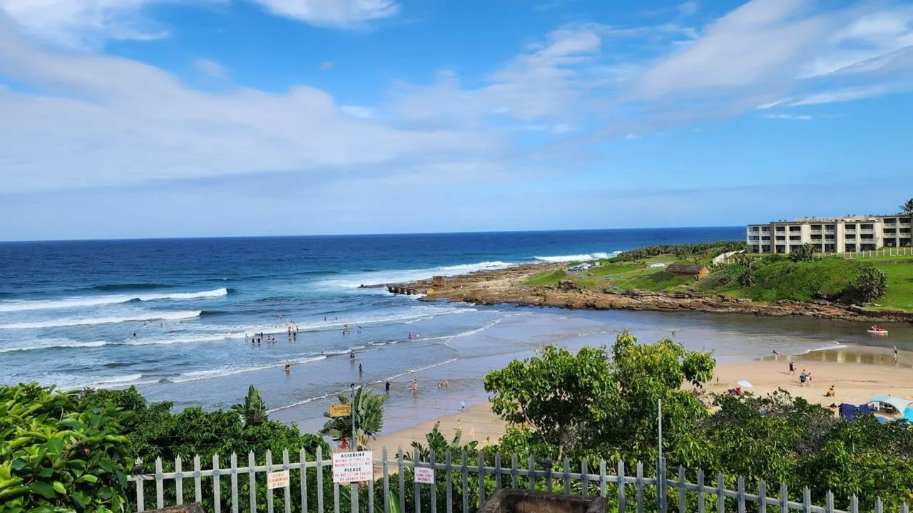 1 Bedroom Apartment / flat for sale in Uvongo Beach