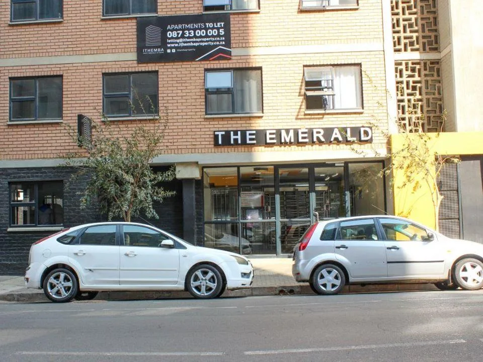 2 Bedroom Apartment / flat to rent in Johannesburg Central