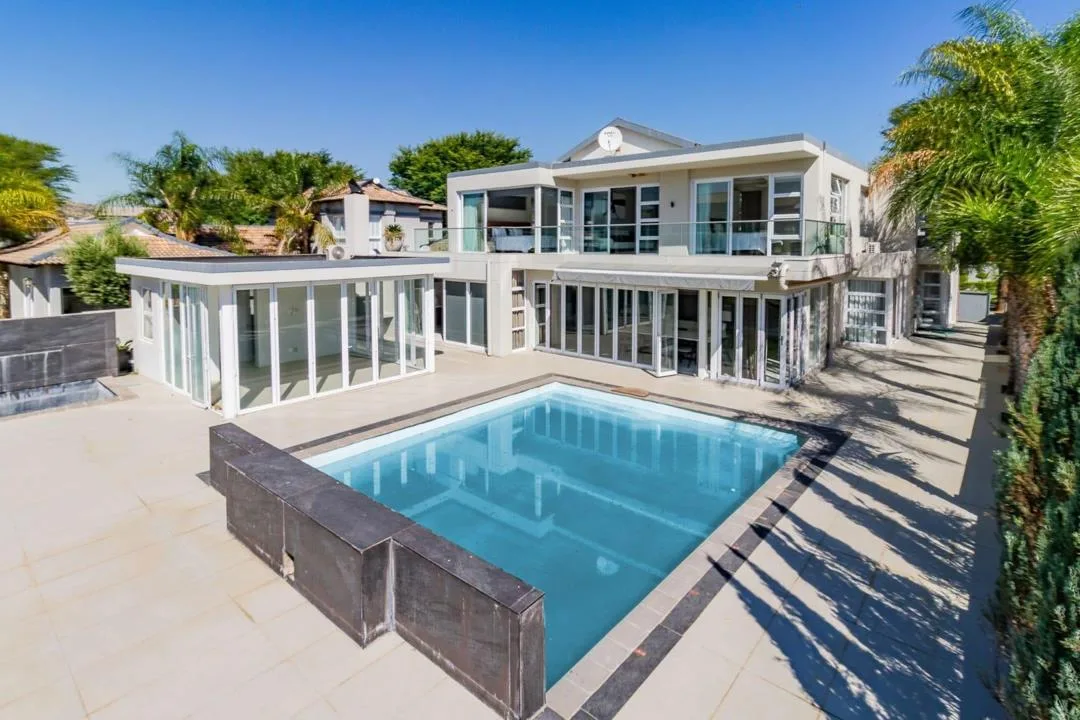 5 Bedroom House for sale in The Islands Estates