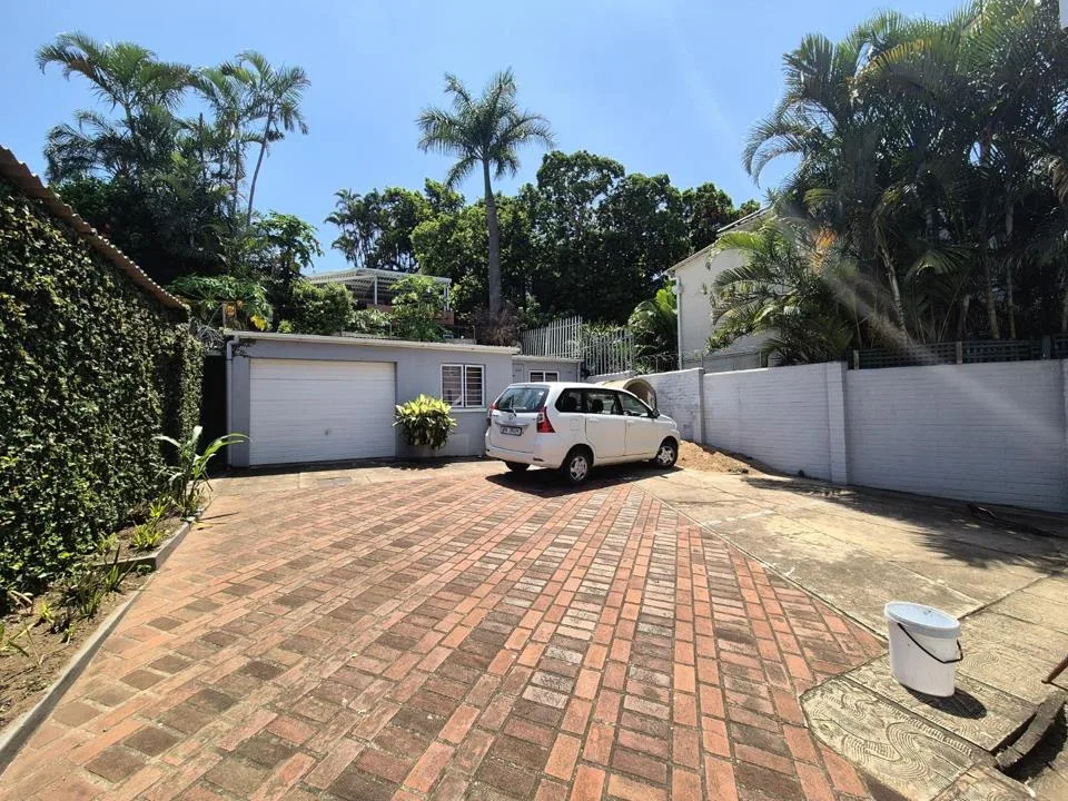 7 Bedroom House for sale in Musgrave