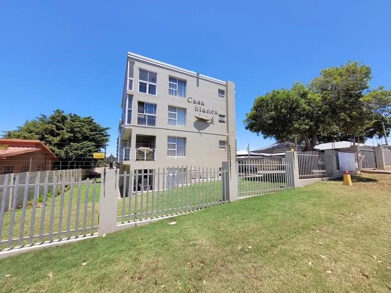 2 Bedroom Apartment / flat to rent in C Place