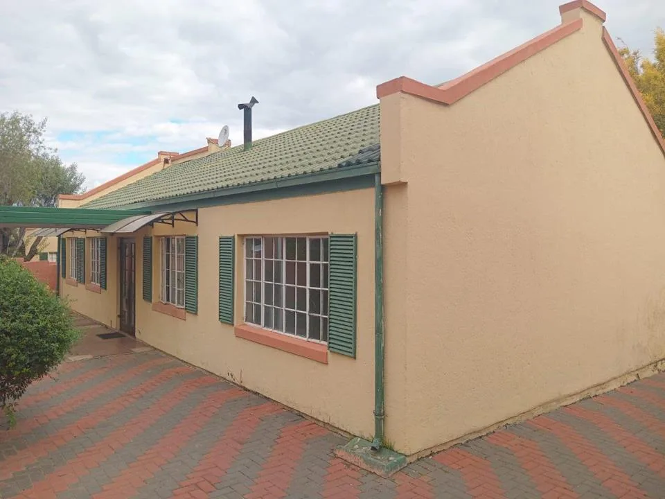 3 Bedroom Townhouse to rent in Halfway Gardens