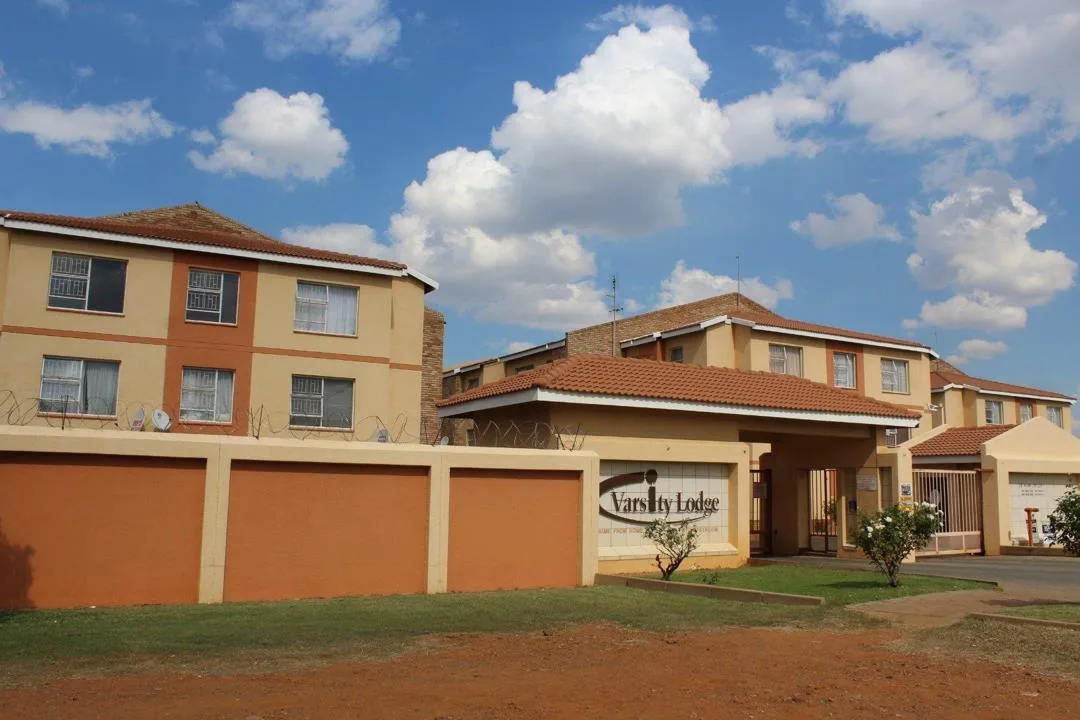 2 Bedroom Apartment / flat for sale in Kannoniers Park