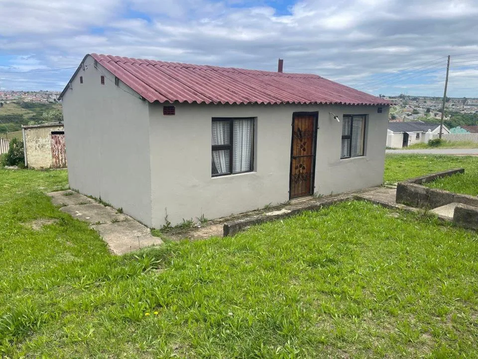 2 Bedroom House for sale in Mdantsane Nu 5