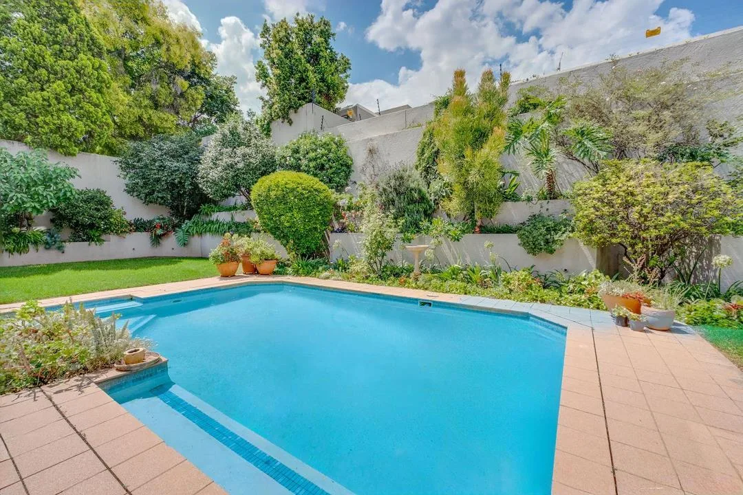 4 Bedroom House for sale in Bryanston