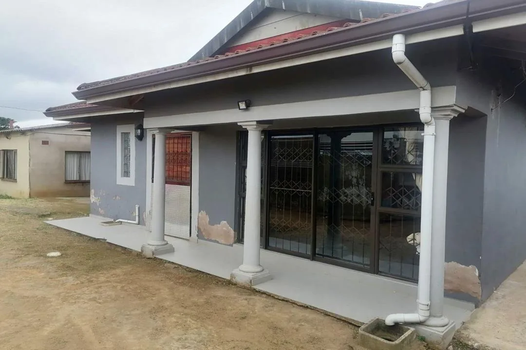 3 Bedroom House for sale in Umlazi