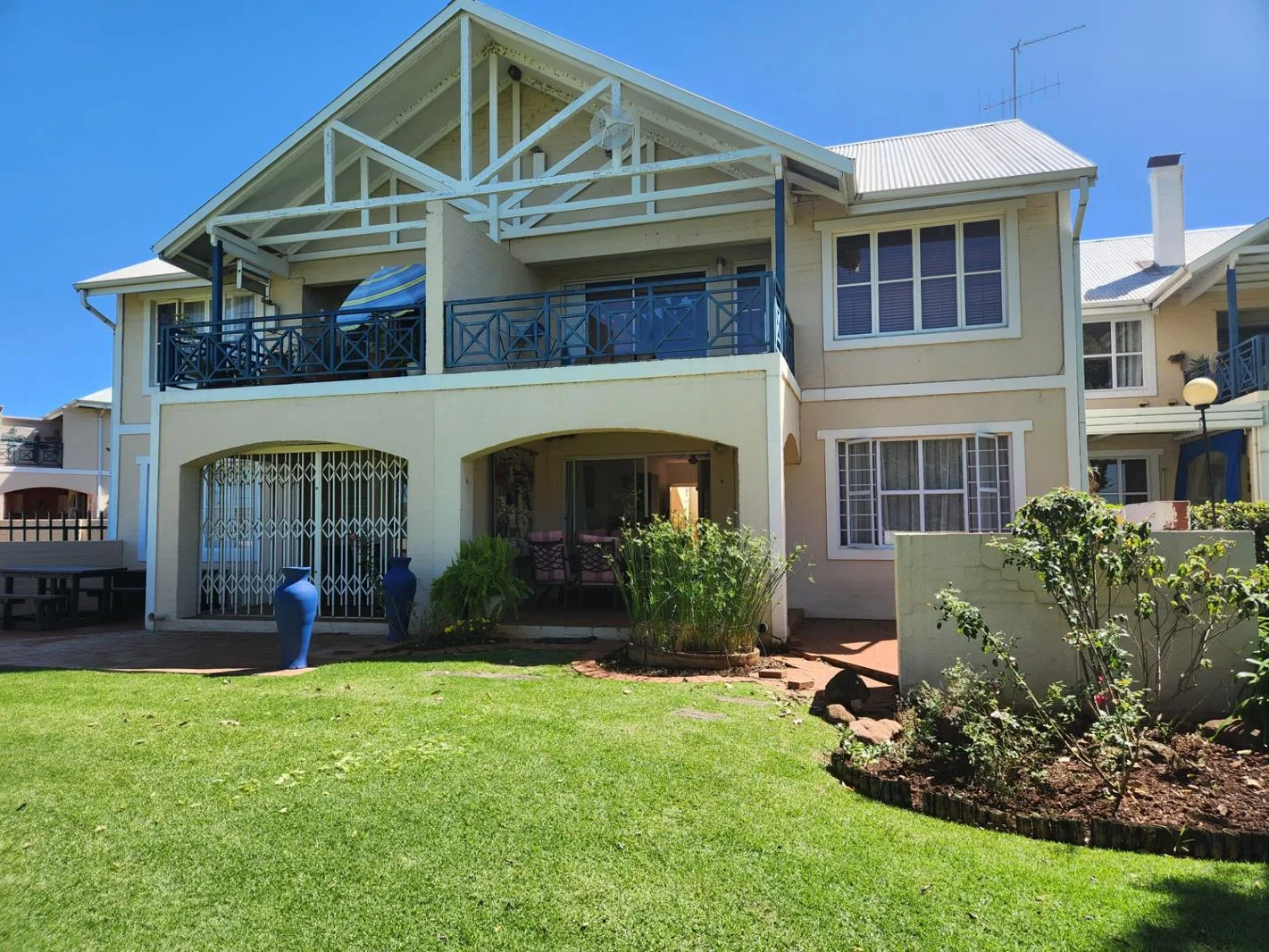 Property to rent in Caribbean Beach Club