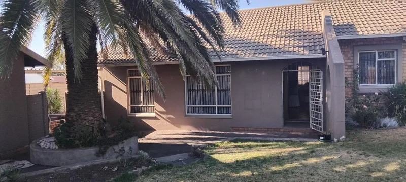 3 Bedroom House for sale in Secunda