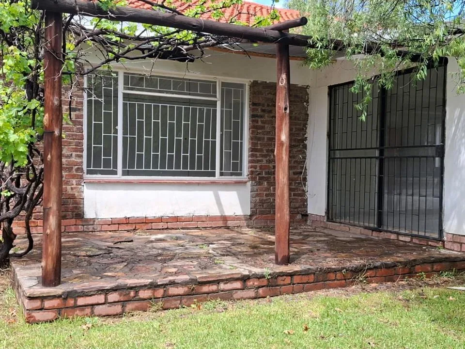3 Bedroom House for sale in Ficksburg