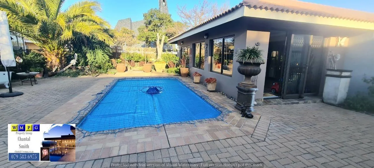 7 Bedroom House for sale in Kinross