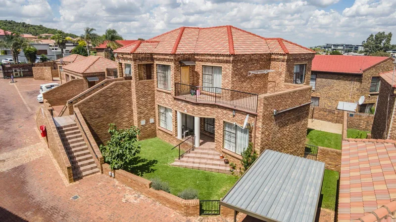 2 Bedroom Townhouse in Liefde en Vrede