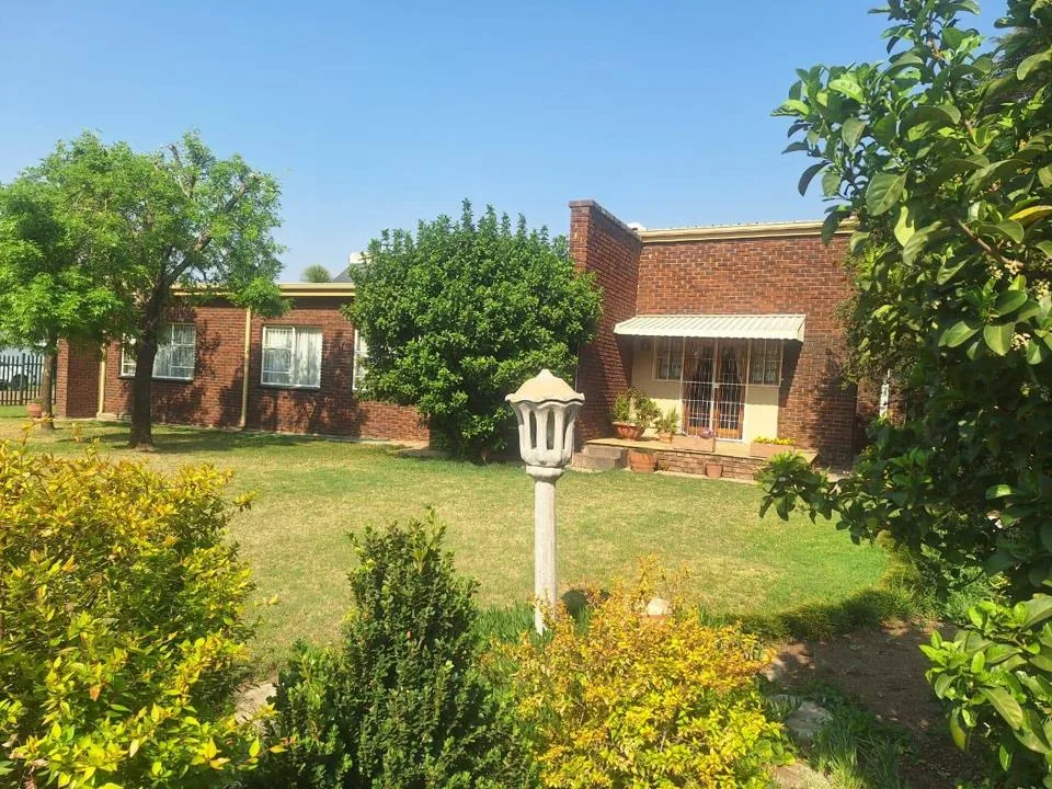 4 Bedroom House for sale in Parys