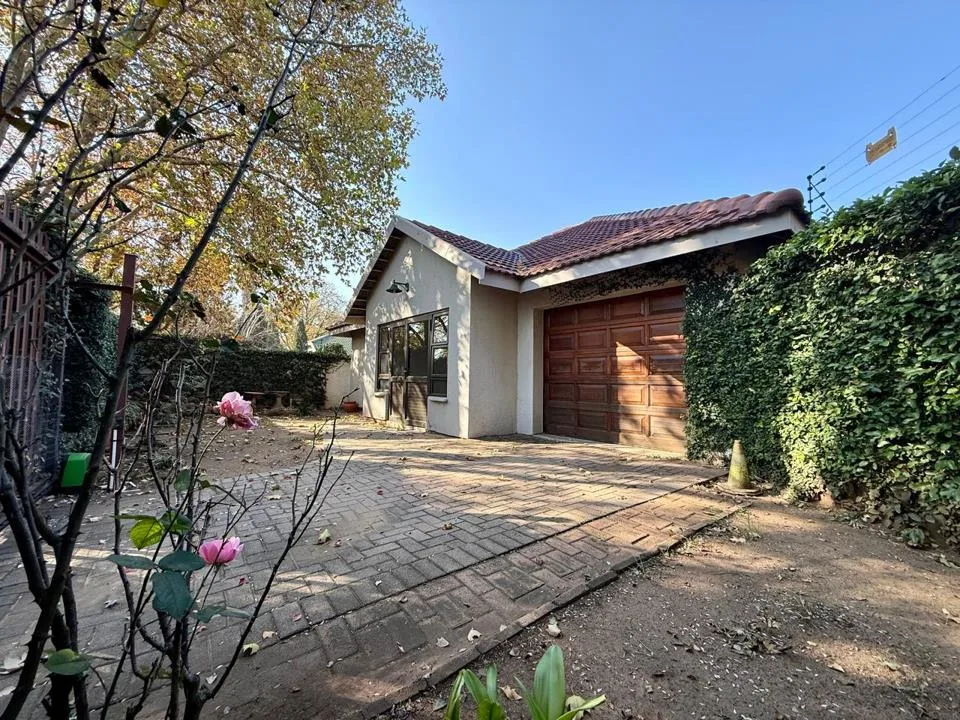 2 Bedroom Townhouse to rent in Dam