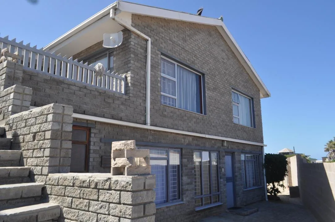 5 Bedroom House for sale in McDougall's Bay
