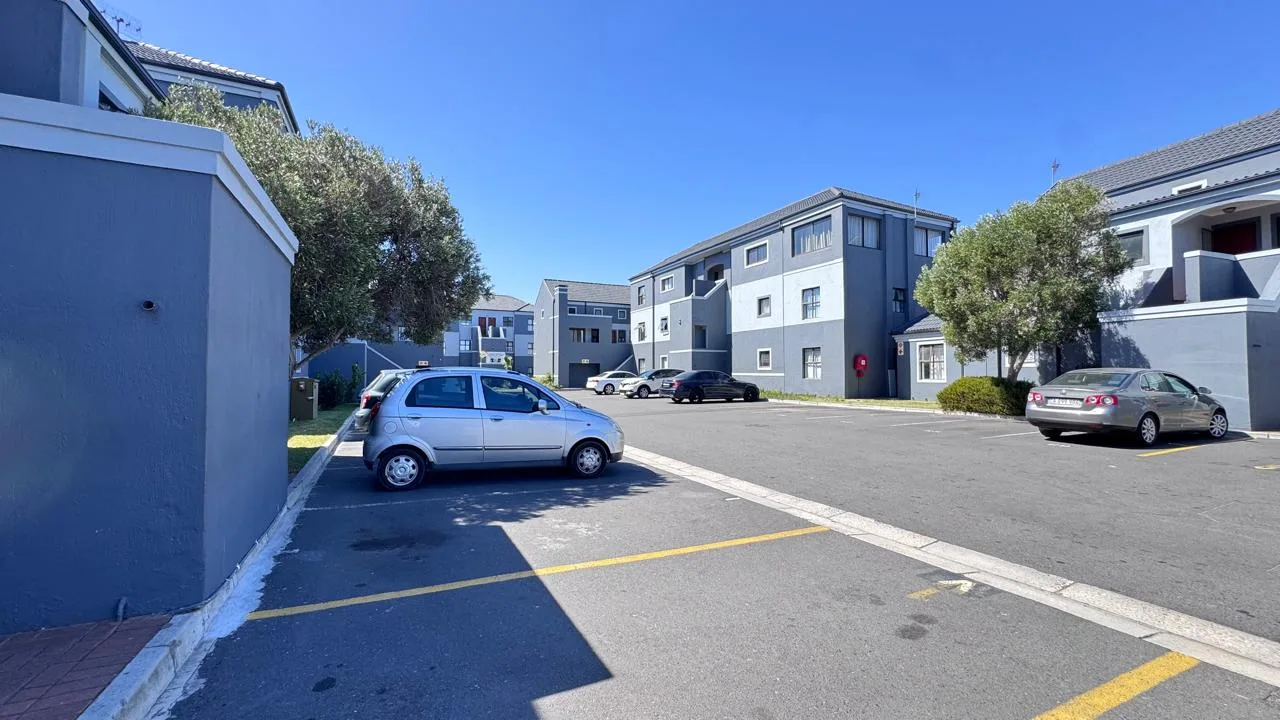 2 Bedroom Apartment / flat for sale in Parklands