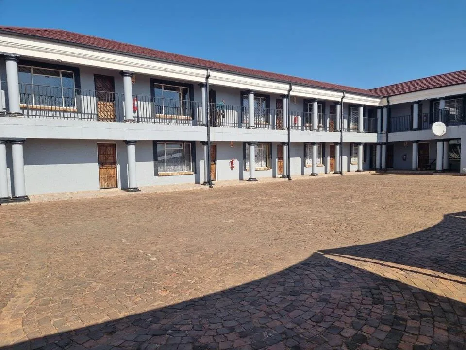 16 Bedroom Apartment / flat for sale in Eloff
