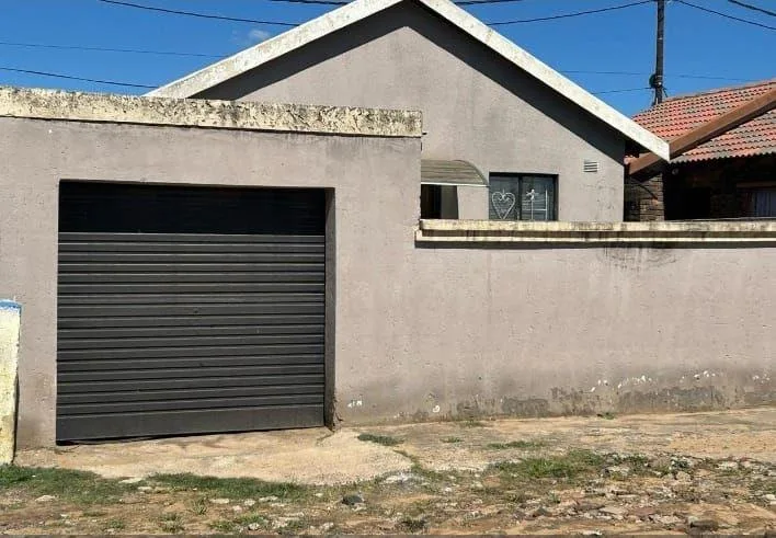 2 Bedroom House for sale in Kwaguqa