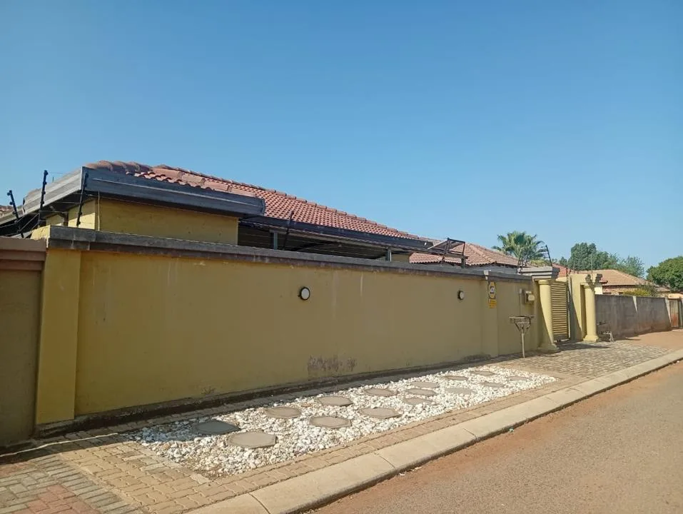 3 Bedroom House for sale in Marble Hall