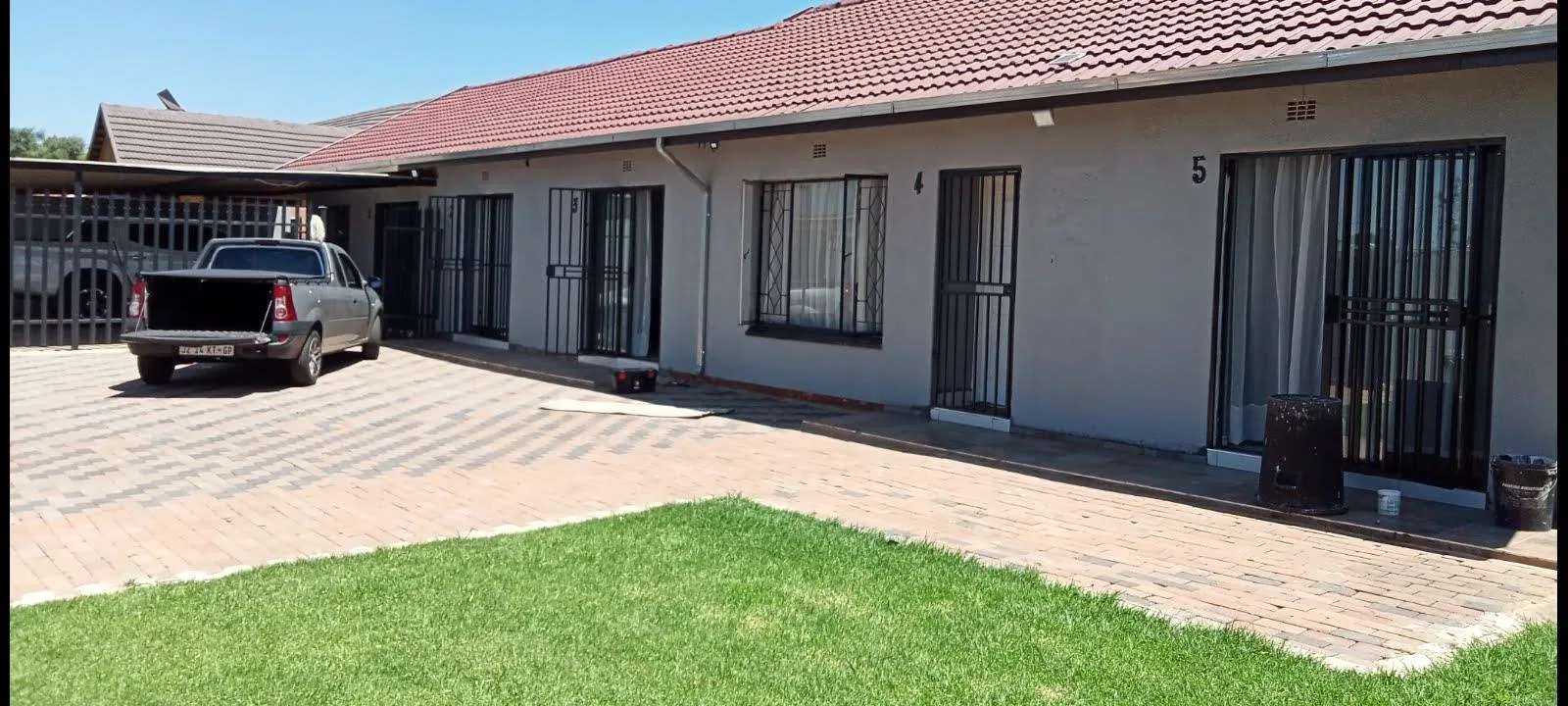 Studio apartment in Roodekop