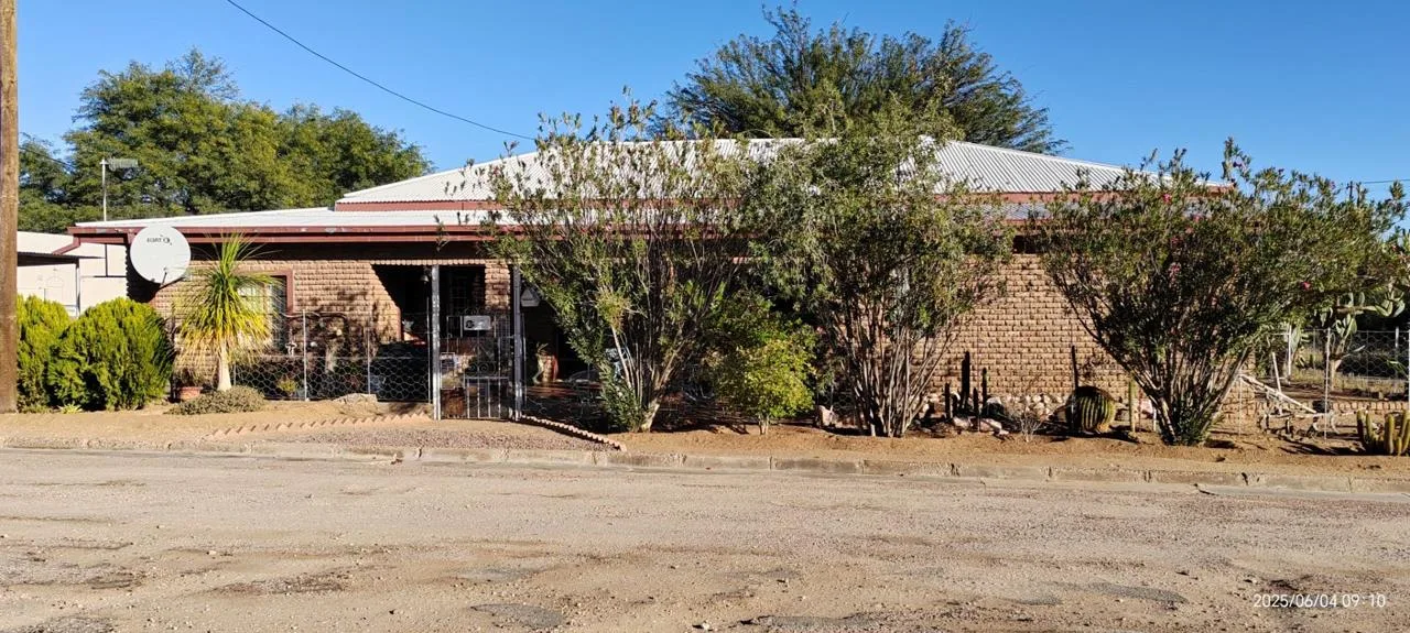 3 Bedroom House for sale in Kenhardt