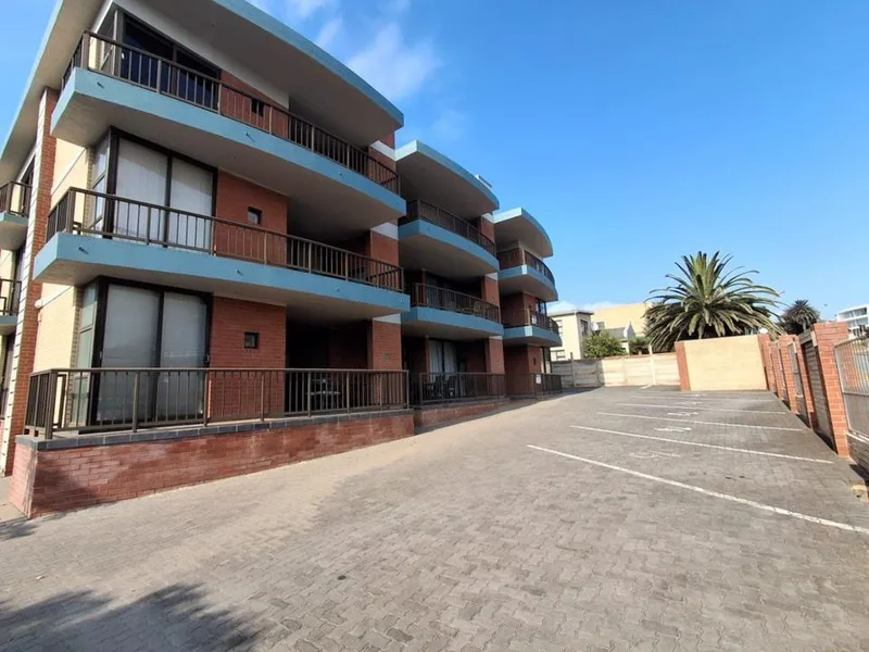 2 Bedroom Apartment / flat for sale in Jeffreys Bay Central
