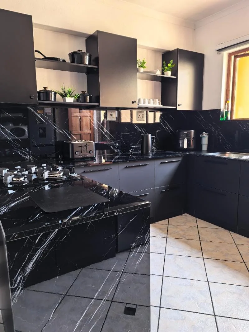 Property for sale in Mondeor
