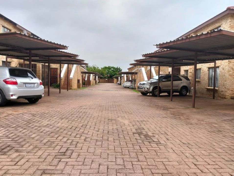 2 Bedroom Apartment / flat for sale in Helikon Park