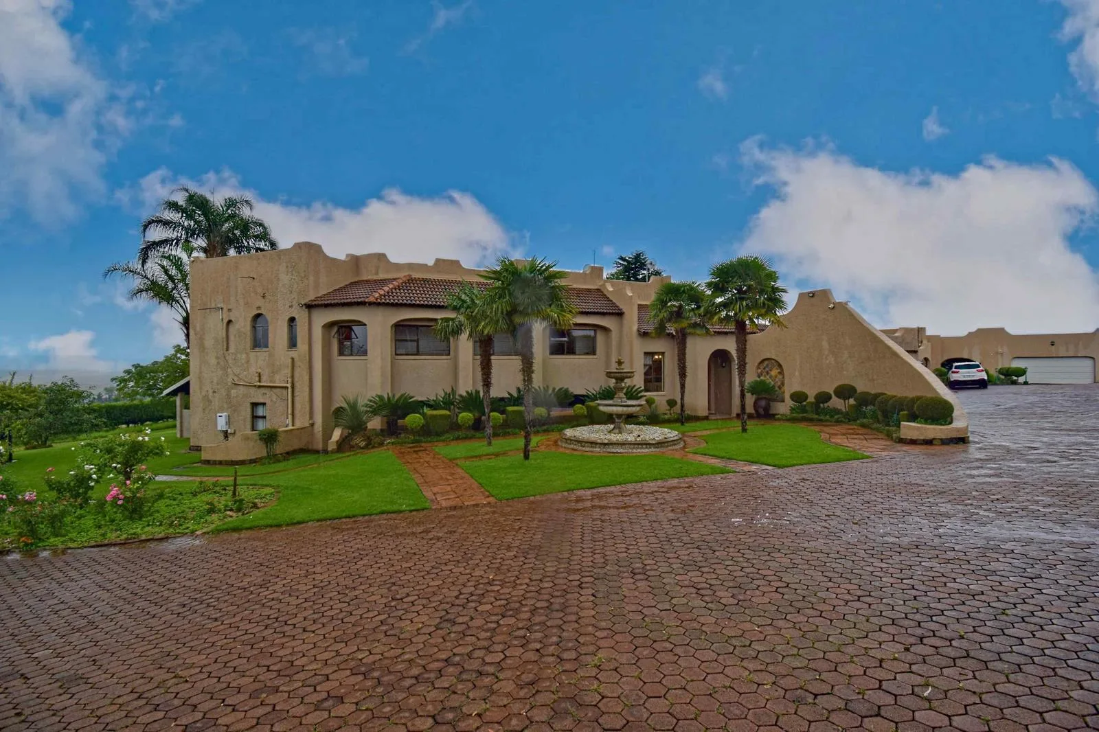 7.4 ha Smallholding in Muldersdrift