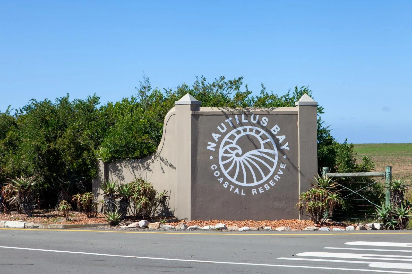 3 676 m² Land available in Nautilus Bay