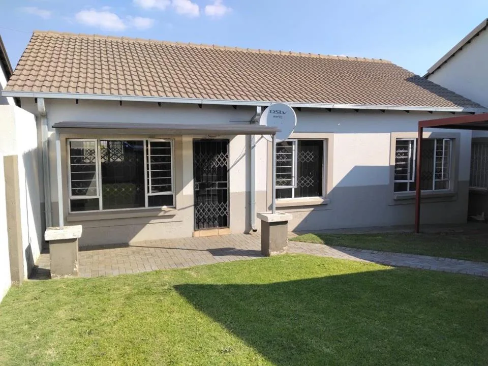 3 Bedroom Townhouse to rent in Tasbet Park