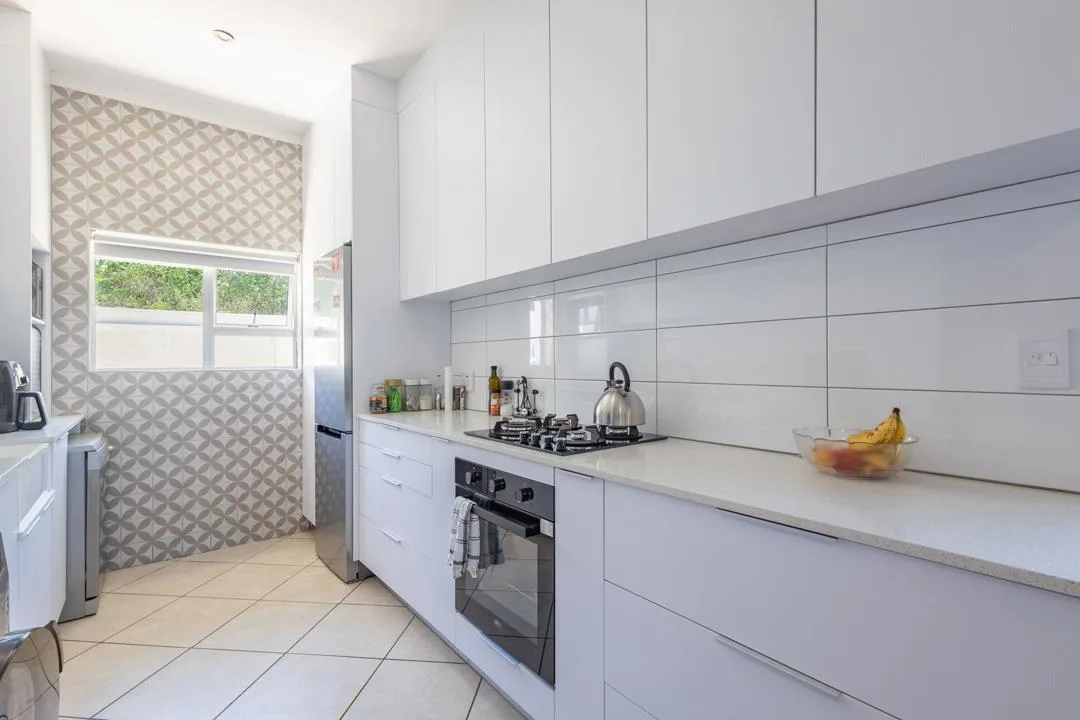 2 Bedroom Townhouse for sale in Hunters Estate