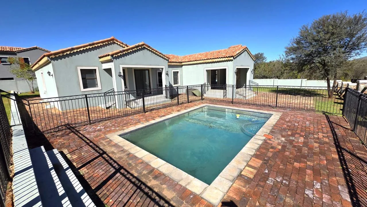 3 Bedroom House to rent in Broederstroom