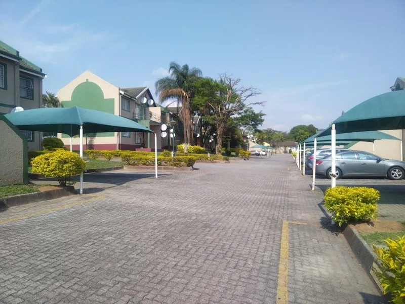 3 Bedroom Apartment / flat for sale in West Acres Ext 2