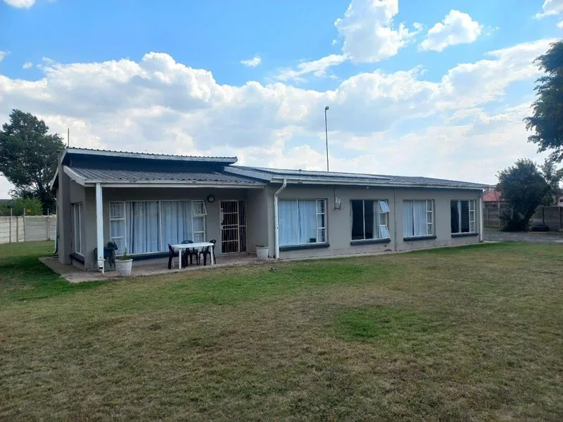 4 Bedroom House for sale in Meyerville