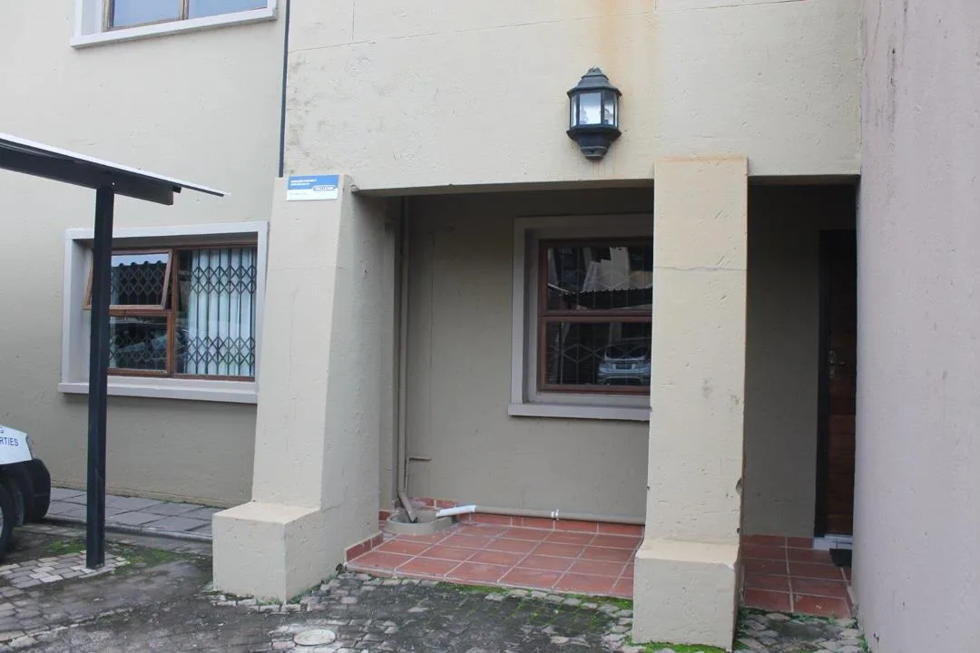 2 Bedroom Townhouse for sale in Waterval East