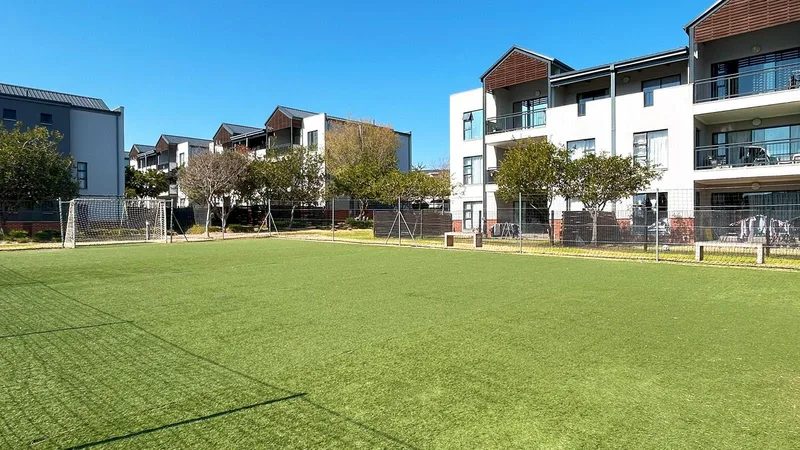 2 Bedroom Apartment in Carlswald Estate