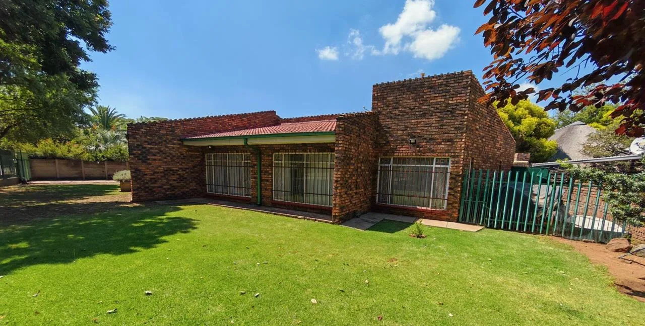 4 Bedroom House for sale in Vanderbijlpark SW 2