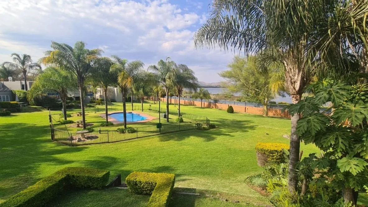 3 Bedroom Townhouse for sale in Caribbean Beach