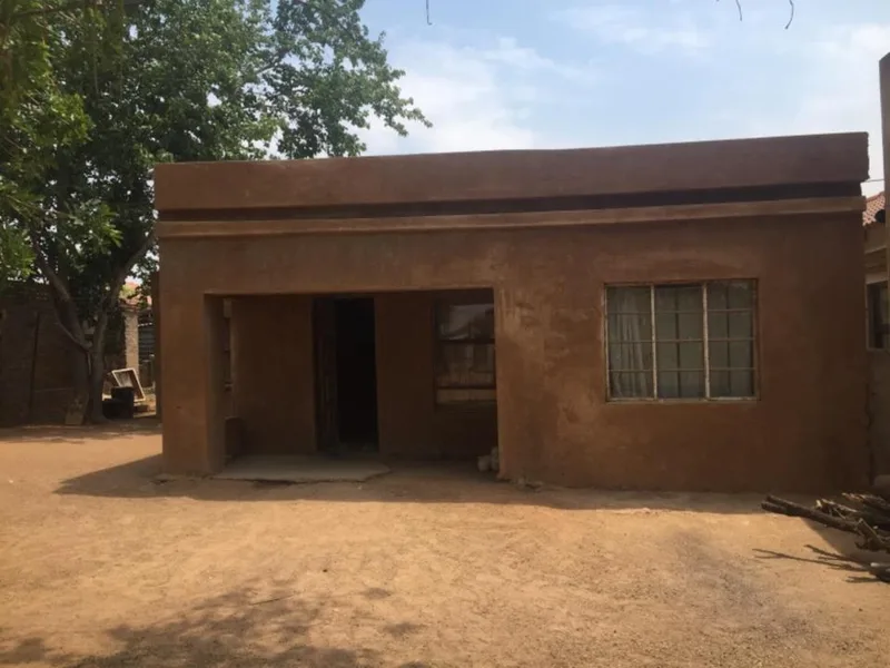 2 Bedroom House for sale in Lethlabile