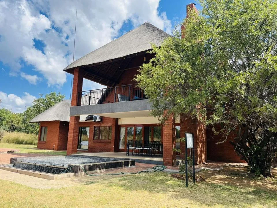4 Bedroom House for sale in Zebula Golf Estate