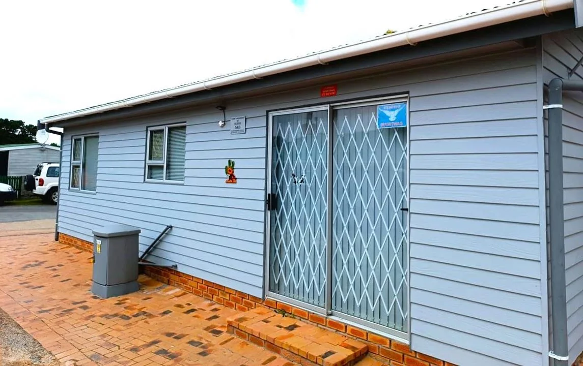 3 Bedroom House for sale in Uilenkraalsmond
